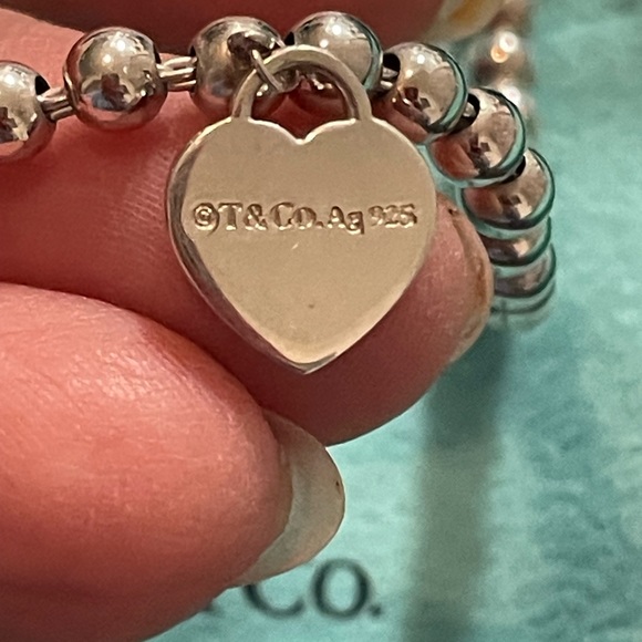 Return to Tiffany Silver Earrings & Bracelet Set - Picture 4 of 13